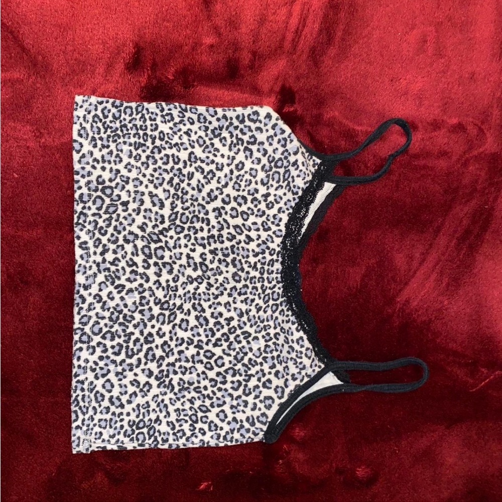Snow leopard print tank with lace trim